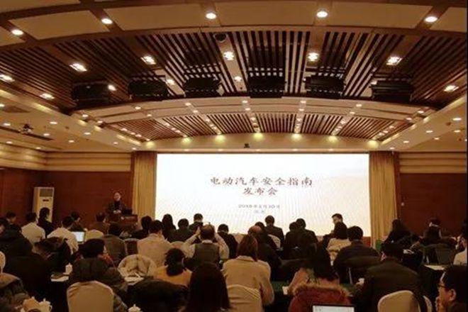 换电行业织就“绿色能量网”凯时尊龙人生十年蝶变中国充(图8)